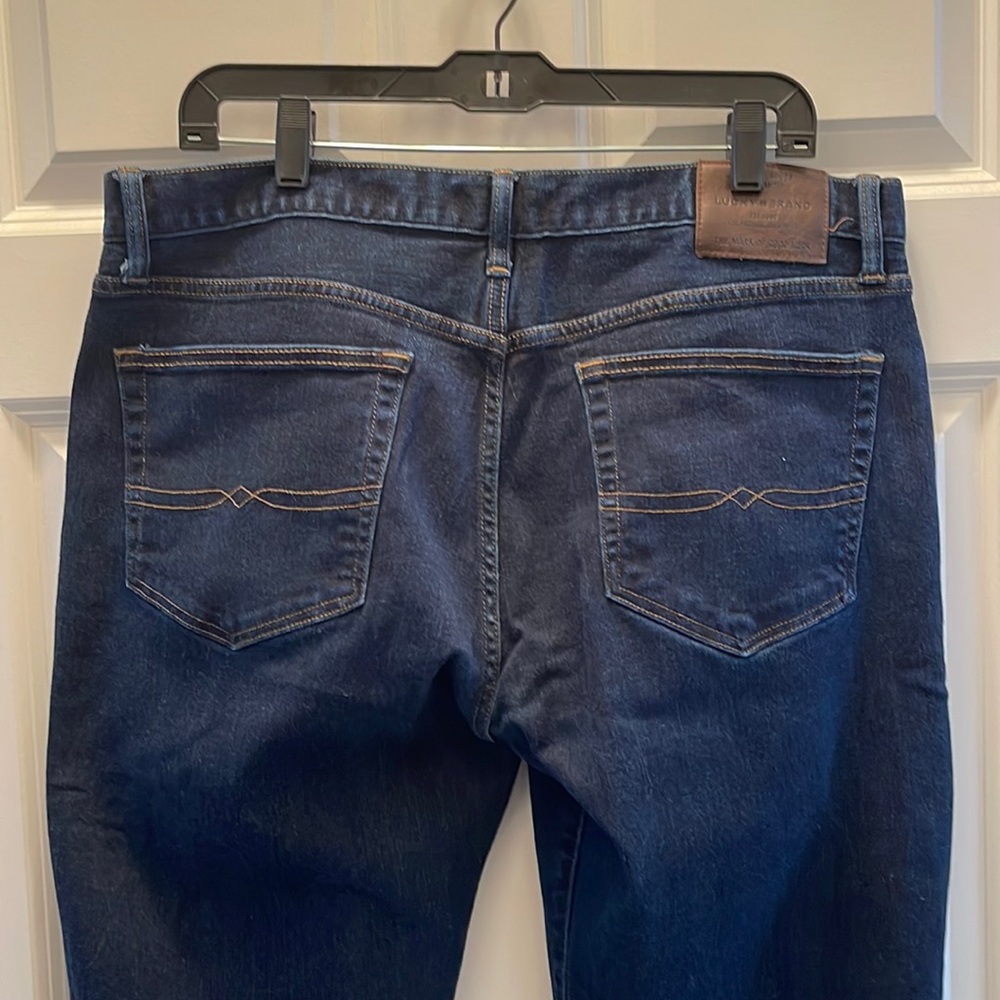 Lucky Brand 121 Slim 36x32